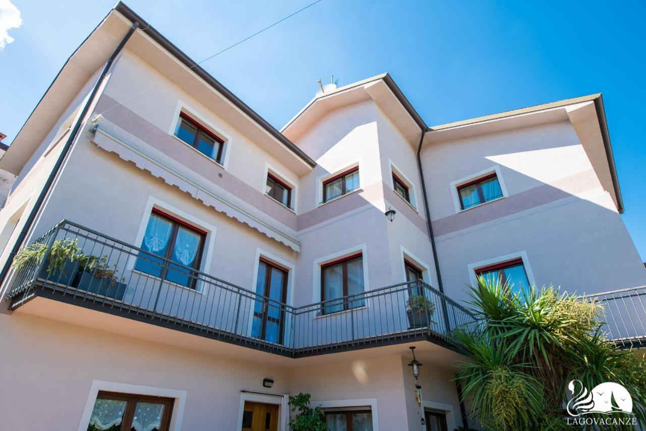 Il Cortiletto - Appartamento Lores Manerba del Garda Exterior foto